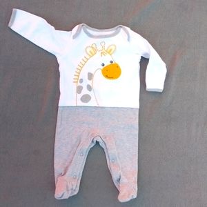 3 for $10*  Wonder nation onesie 7S10 (baby)